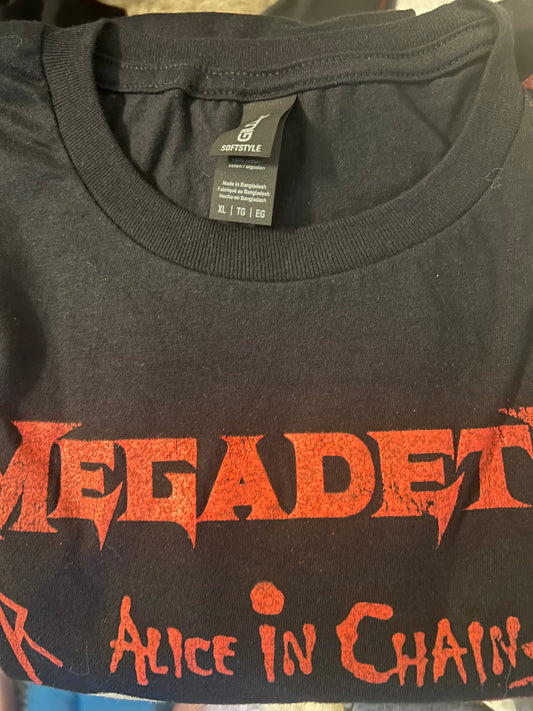 LEFTOVERS CLASH 91 BLACK GILDAN SS